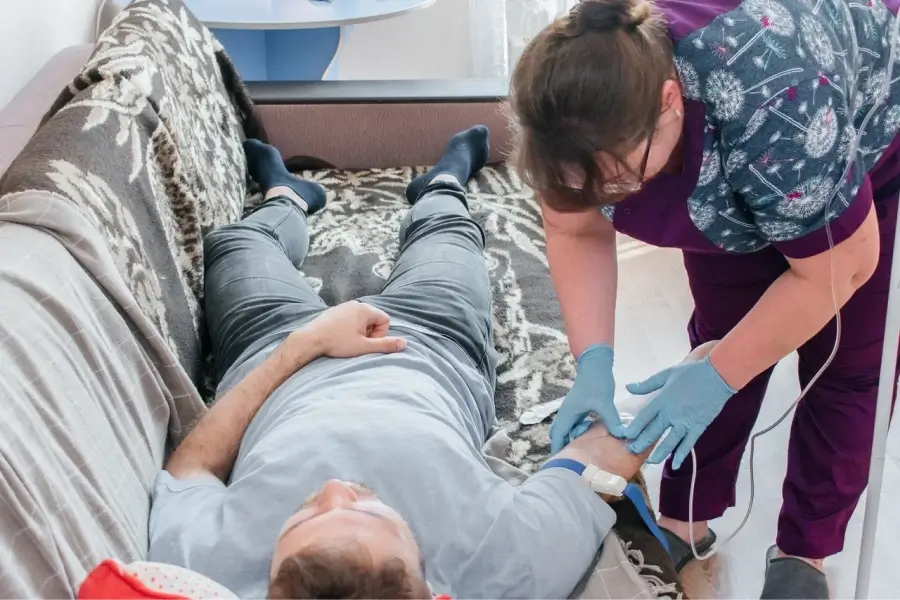 Срочный вывод из запоя в Нижней Салде: быстро, недорого